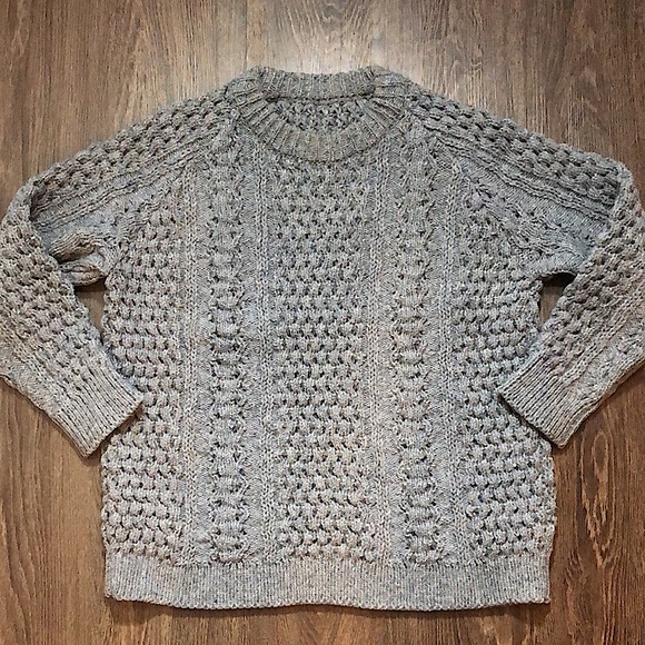 Vintage Cable Knit Sweater - Picture 3 of 13